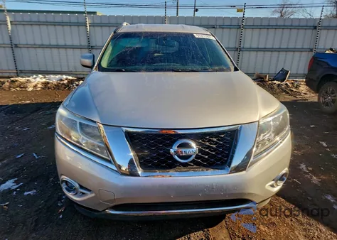 2016 Nissan Pathfinder S z USA, uszkodzony, nr VIN 5N1AR2MN6GC647258